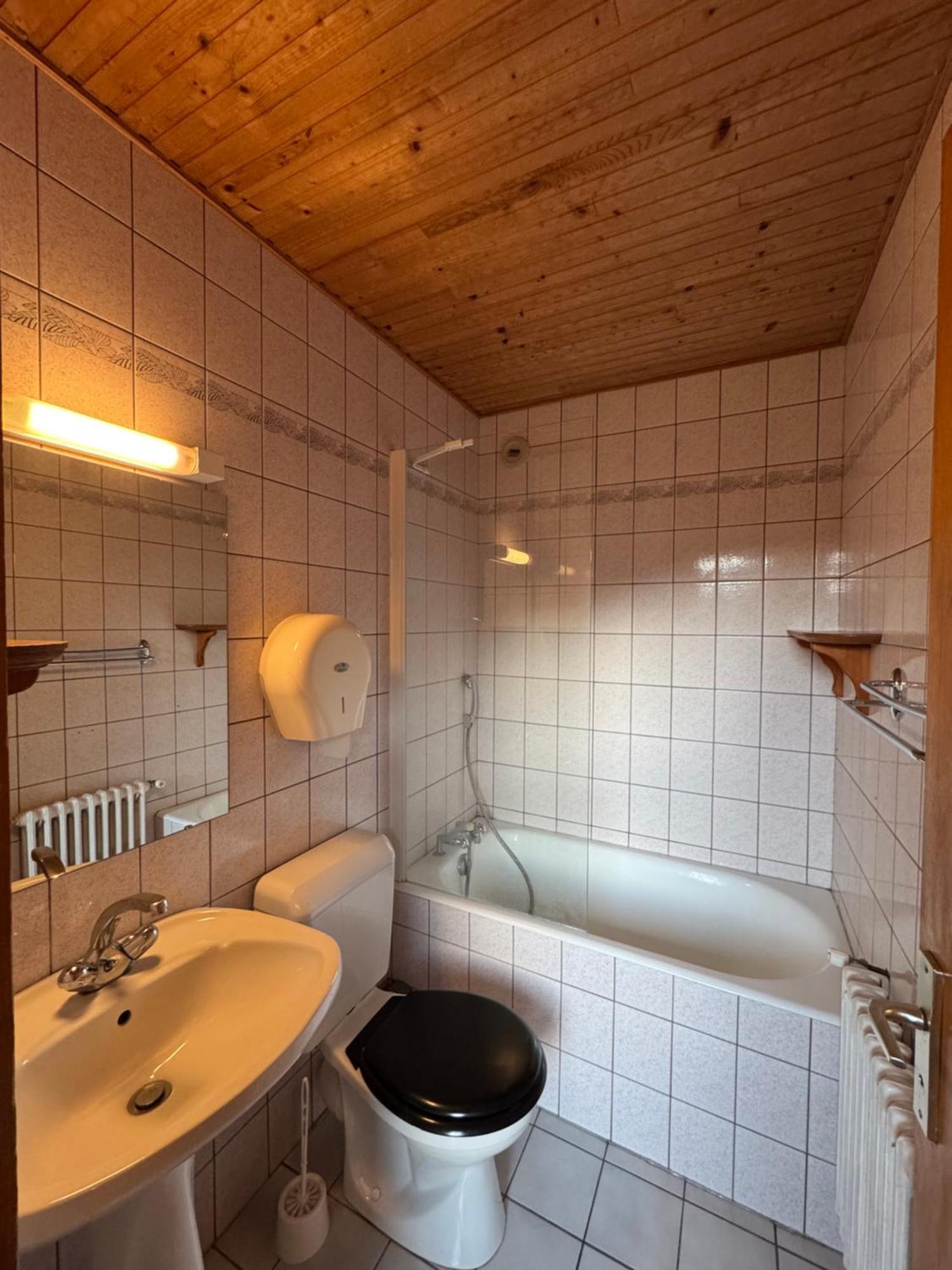 L'Ardesia Hostel Morzine Εξωτερικό φωτογραφία